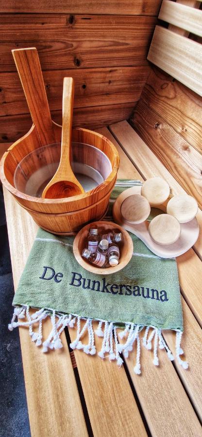 Vakantiehuis De Bunker ユリアーナドルプ エクステリア 写真
